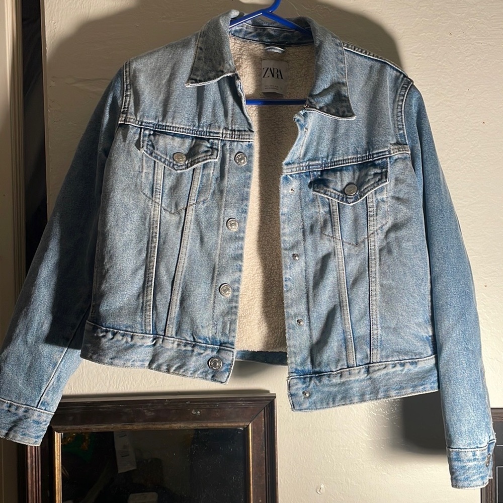 Zara denim jacket -Sherpa inside